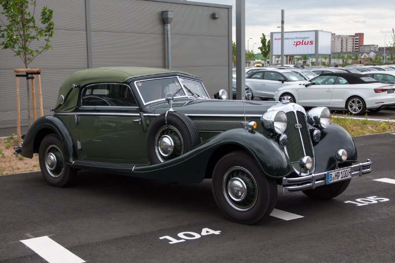 Horch Treffen Hanau 29.05.2015_034.jpg